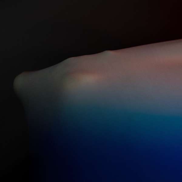 Huma Utku – Dracones cover artwork