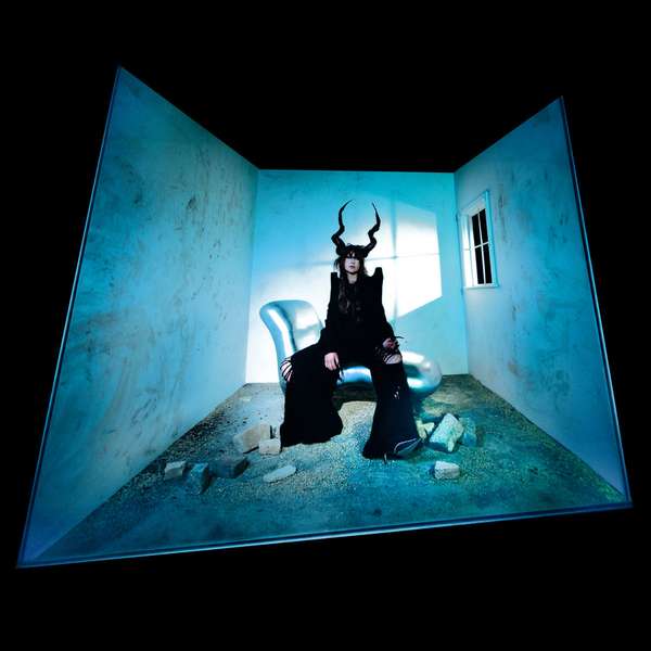 Circuit des Yeux – Halo On The Inside cover artwork