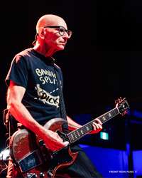 Circle Jerks