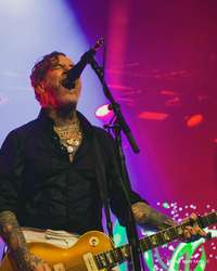 Social Distortion