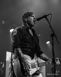 Social Distortion